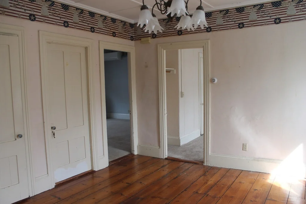 2 bed, 1 bath apartment for rent at 112 Cottage St Unit 1st floor, Franklin — photo 17 of 32