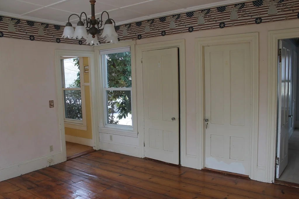 2 bed, 1 bath apartment for rent at 112 Cottage St Unit 1st floor, Franklin — photo 19 of 32