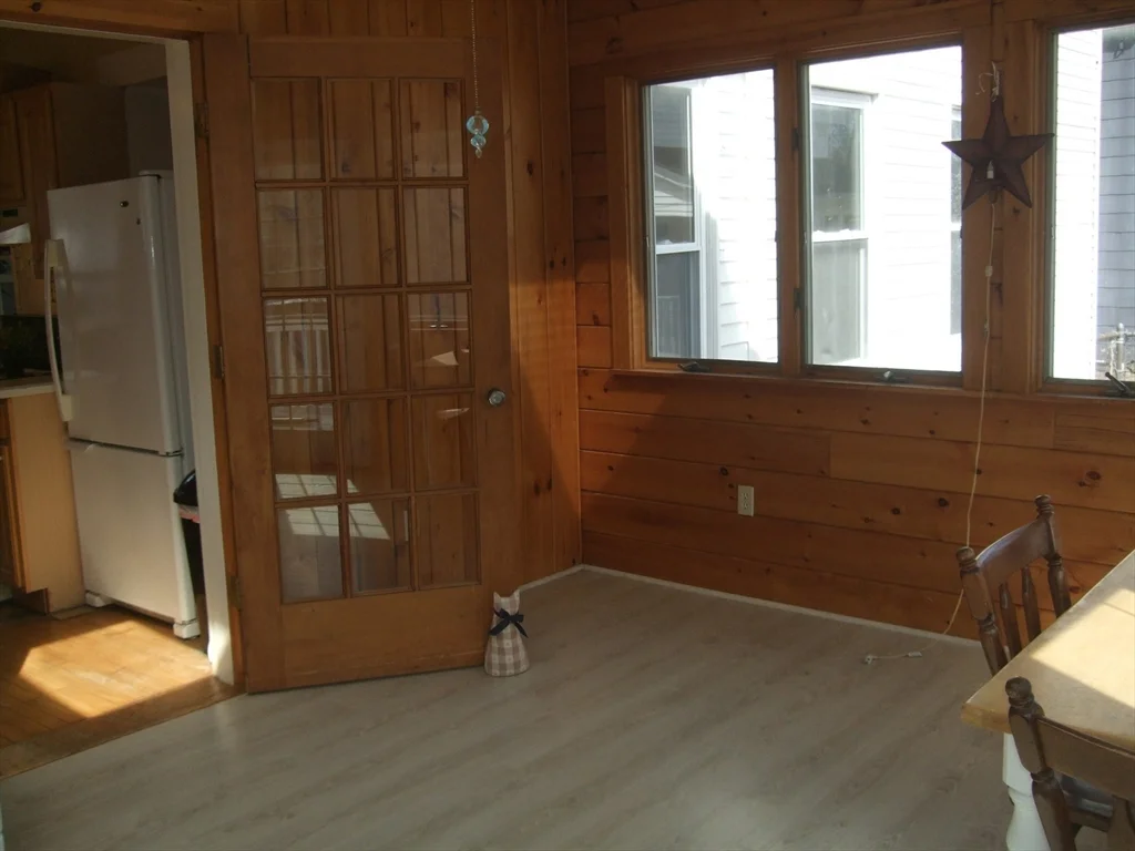 2 bed, 1 bath apartment for rent at 112 Cottage St Unit 1st floor, Franklin — photo 14 of 32