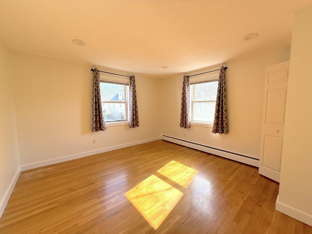 1 bed, 1 bath apartment for rent at 112 Decatur St Unit 6, Arlington — photo 7 of 11