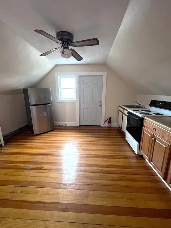 1 bed, 1 bath apartment for rent at 112 East Elm Unit 3, Wollaston