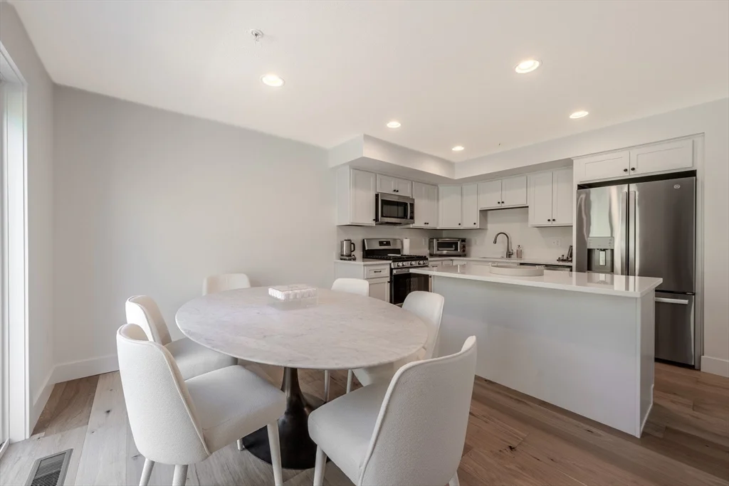 3 bed, 2 bath apartment for rent at 112 Genest St Unit 12, Dracut — photo 5 of 16