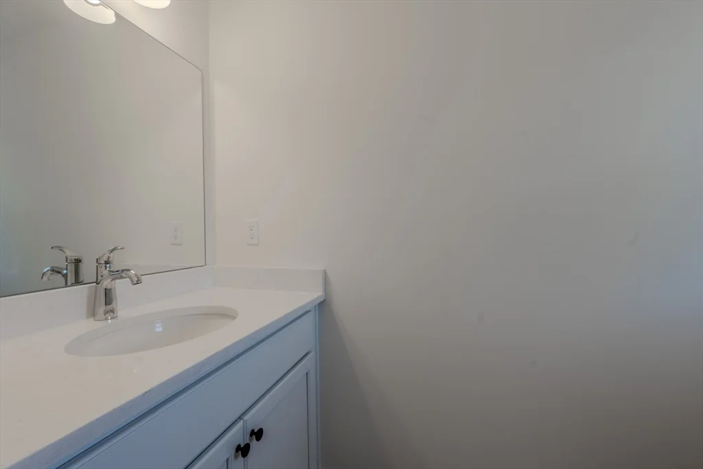 3 bed, 2 bath apartment for rent at 112 Genest St Unit 12, Dracut — photo 7 of 16