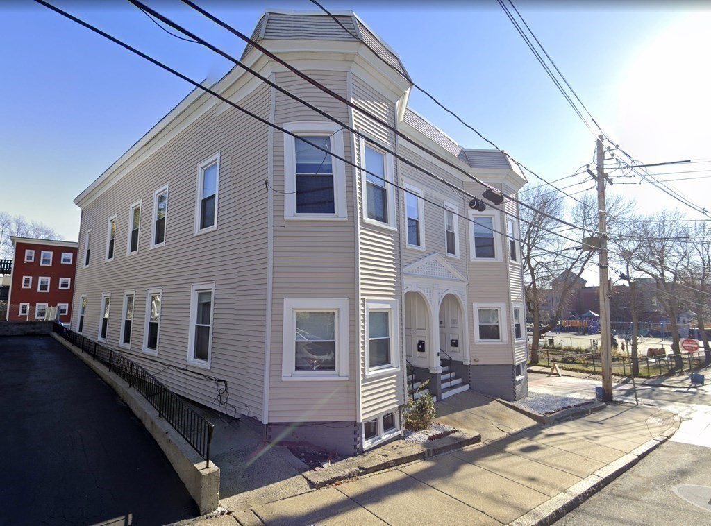 3 bed, 2 bath apartment for rent at 112 Glen St Unit 118, East Somerville — photo 13 of 13
