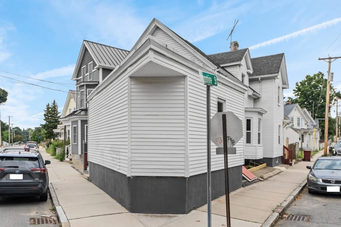 3 bed, 2 bath apartment for rent at 112 Hampshire St Unit 1, Lowell — photo 19 of 19