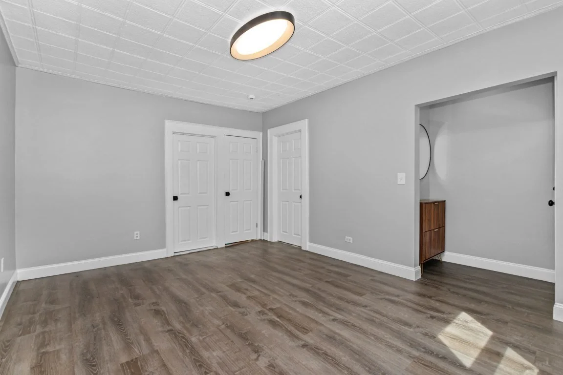 3 bed, 2 bath apartment for rent at 112 Hampshire St Unit 1, Lowell — photo 4 of 19