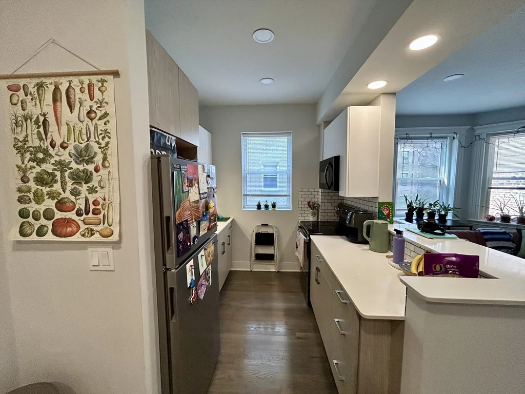 1 bed, 1 bath apartment for rent at 112 Jersey St Unit 8, Fenway