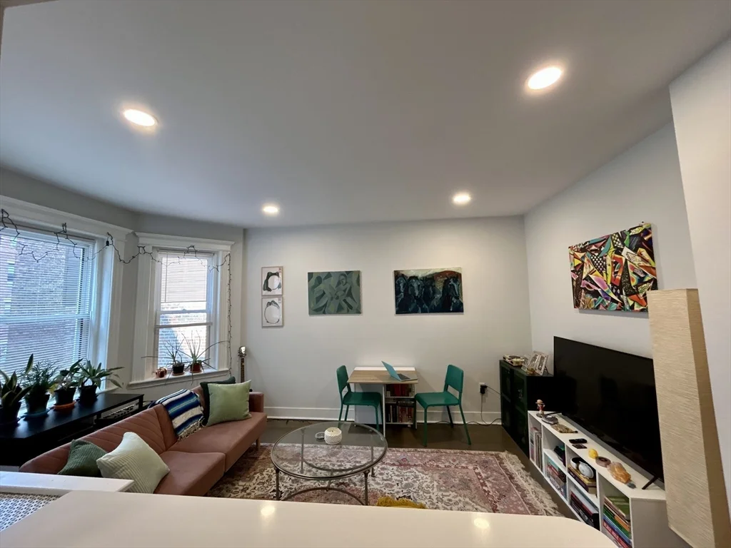 1 bed, 1 bath apartment for rent at 112 Jersey St Unit 8, Fenway — photo 9 of 23