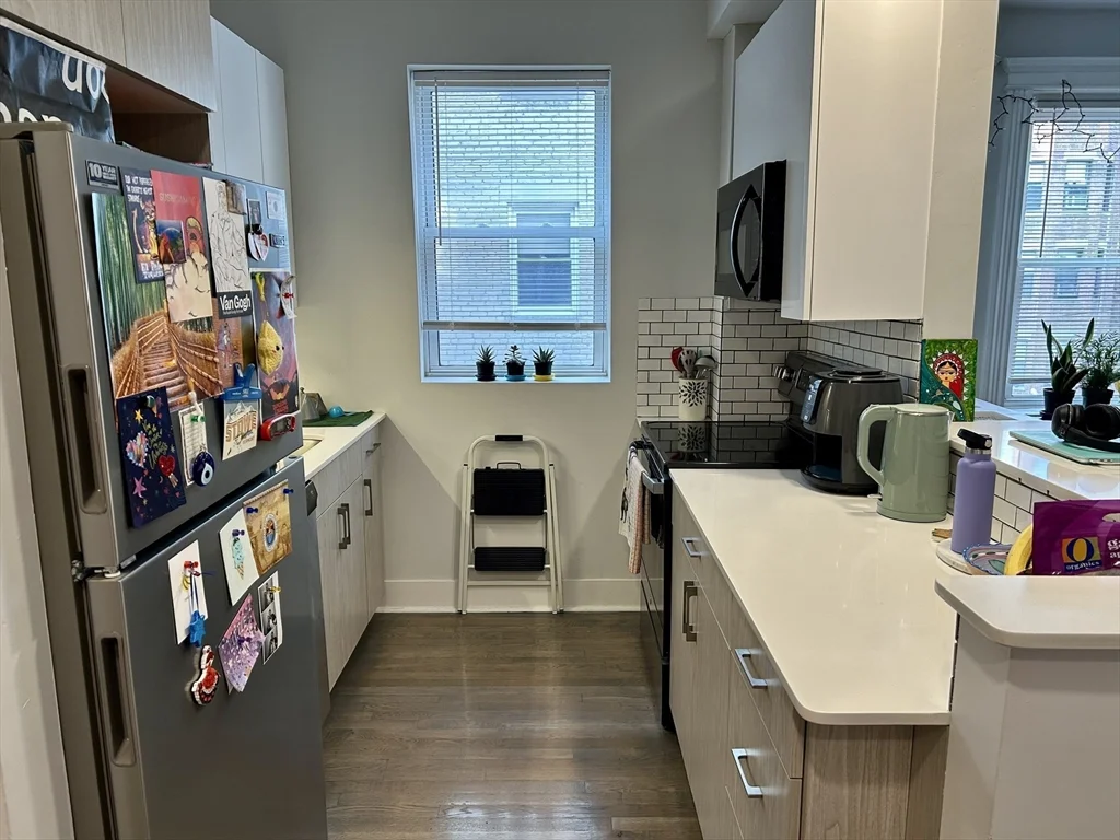 1 bed, 1 bath apartment for rent at 112 Jersey St Unit 8, Fenway — photo 2 of 23