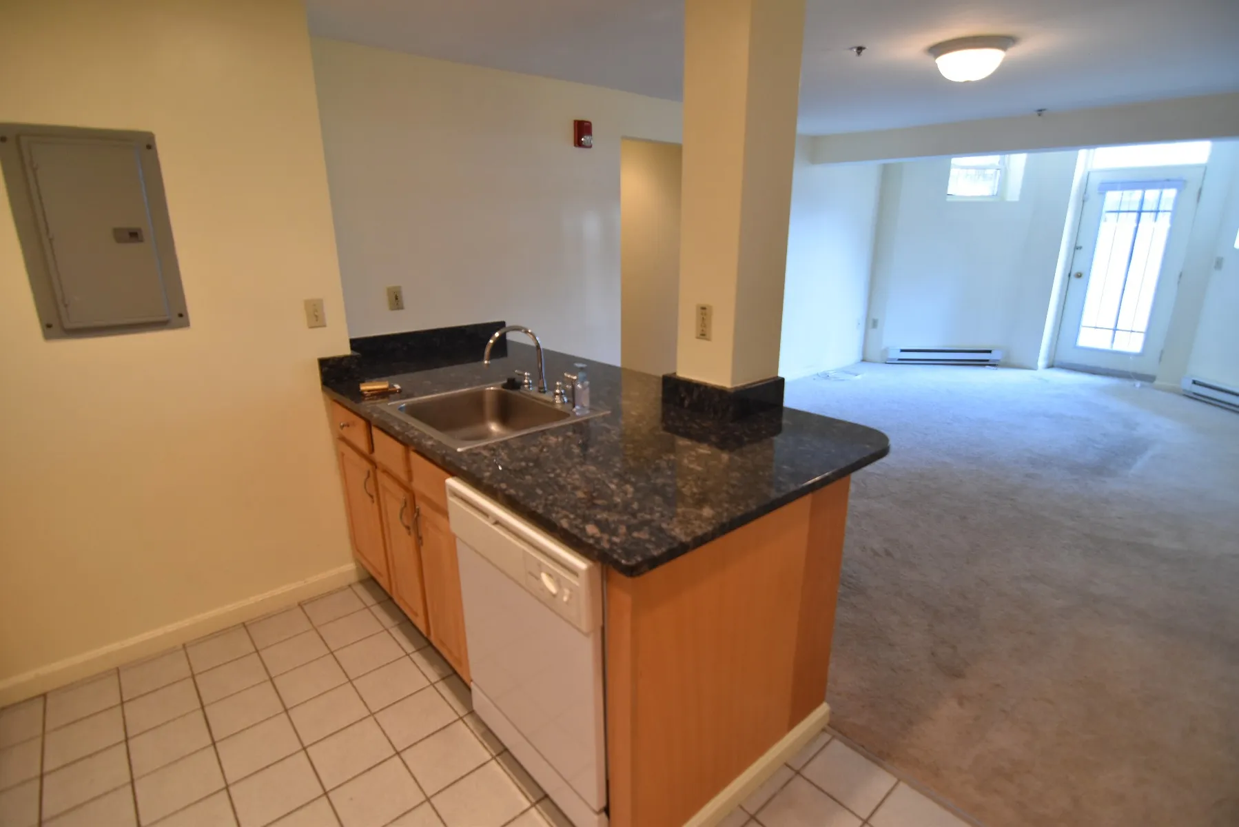 2 bed, 1 bath apartment for rent at 112 Jersey St Unit A, Fenway — photo 2 of 9