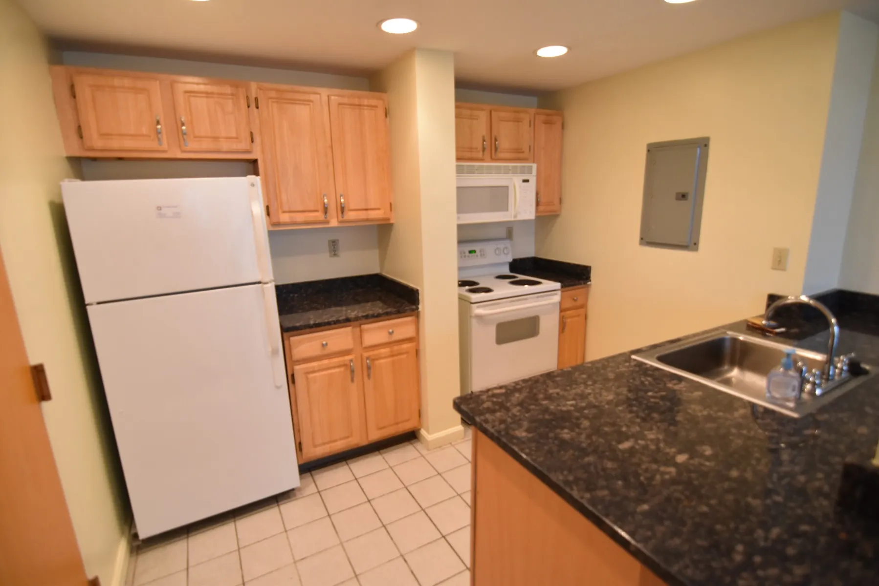 2 bed, 1 bath apartment for rent at 112 Jersey St Unit A, Fenway