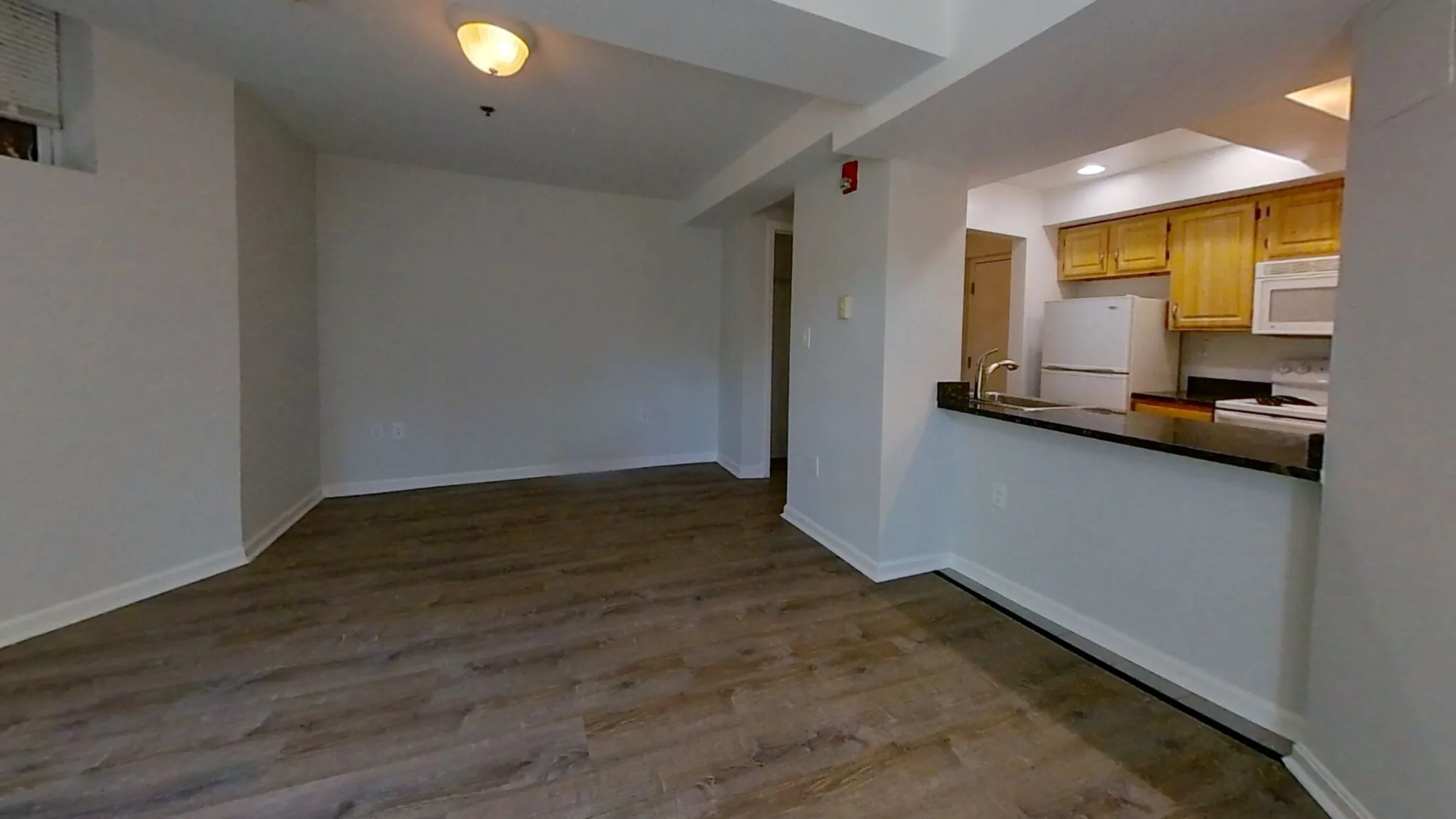 Studio bed, 1 bath apartment for rent at 112 Jersey St Unit B, Fenway — photo 2 of 8