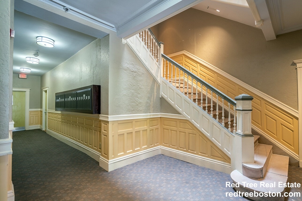 2 bed, 1 bath apartment for rent at 112 Jersey Unit 04, Fenway — photo 2 of 9