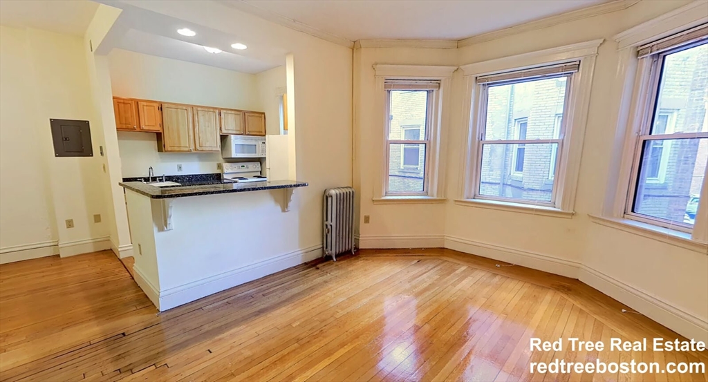 2 bed, 1 bath apartment for rent at 112 Jersey Unit 04, Fenway — photo 5 of 9