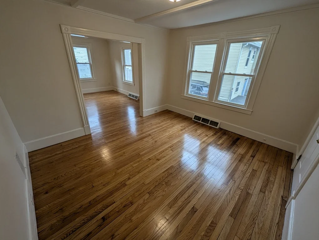 3 bed, 1 bath apartment for rent at 112 King St Unit A, Northampton — photo 6 of 28