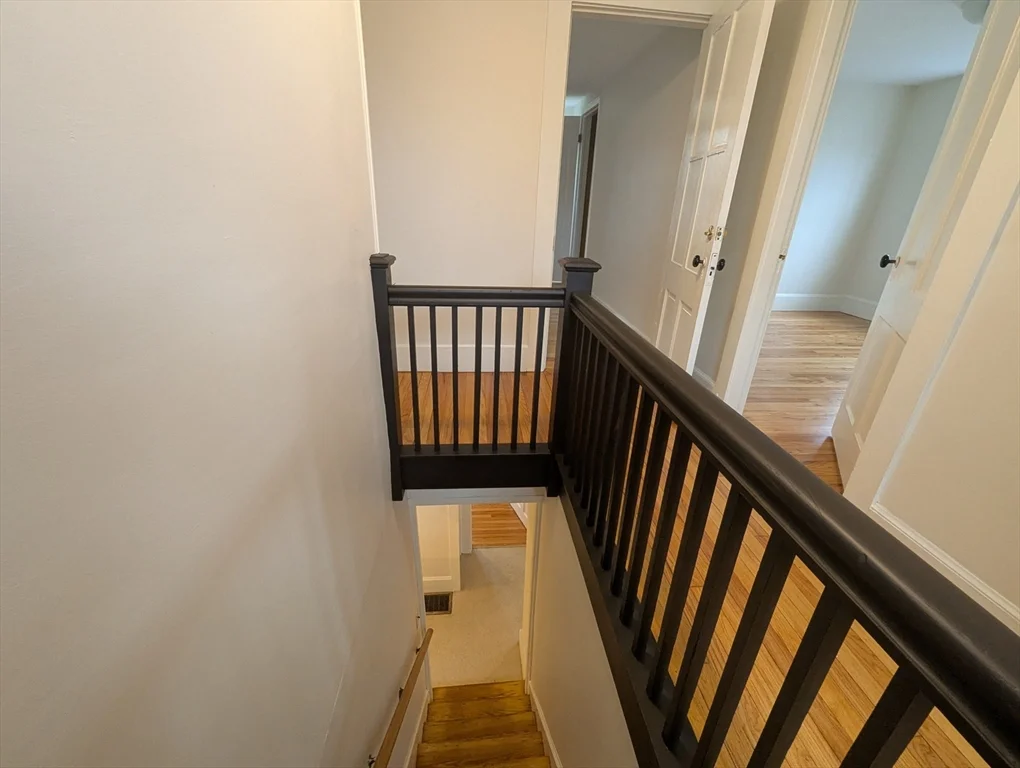 3 bed, 1 bath apartment for rent at 112 King St Unit A, Northampton — photo 12 of 28