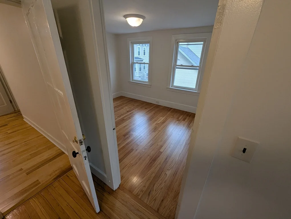 3 bed, 1 bath apartment for rent at 112 King St Unit A, Northampton — photo 14 of 28