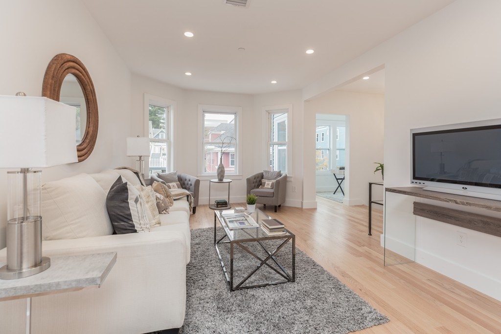 2 bed, 2 bath apartment for rent at 112 King Unit 1, Dorchester — photo 7 of 29
