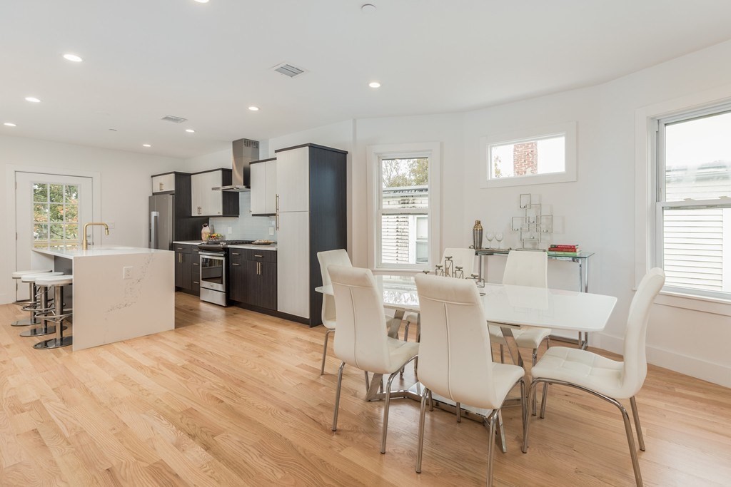 2 bed, 2 bath apartment for rent at 112 King Unit 1, Dorchester