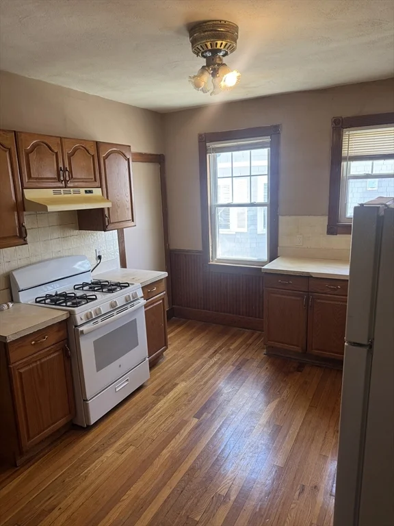 3 bed, 1 bath apartment for rent at 112 Lawrence St Unit 1, Malden — photo 8 of 11