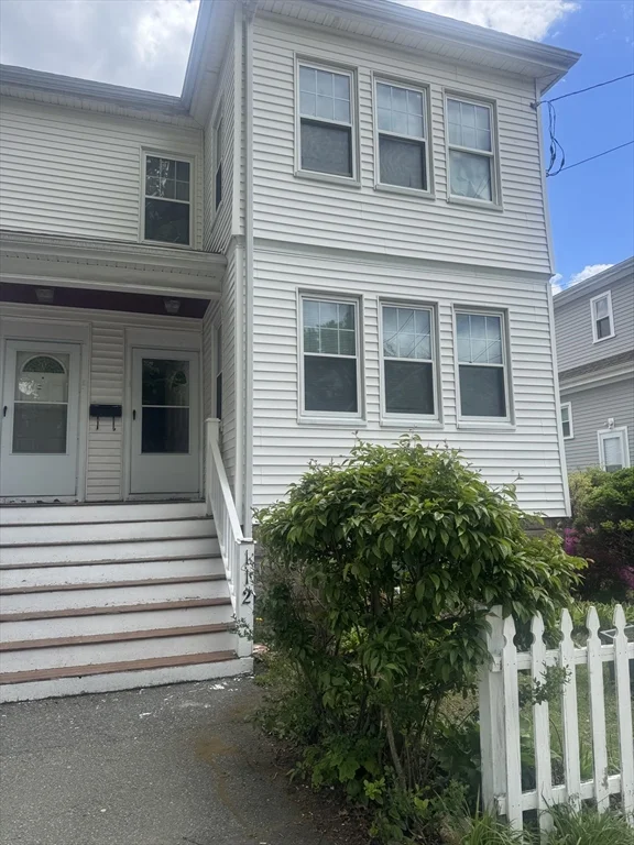 3 bed, 1 bath apartment for rent at 112 Lawrence St Unit 1, Malden — photo 2 of 11