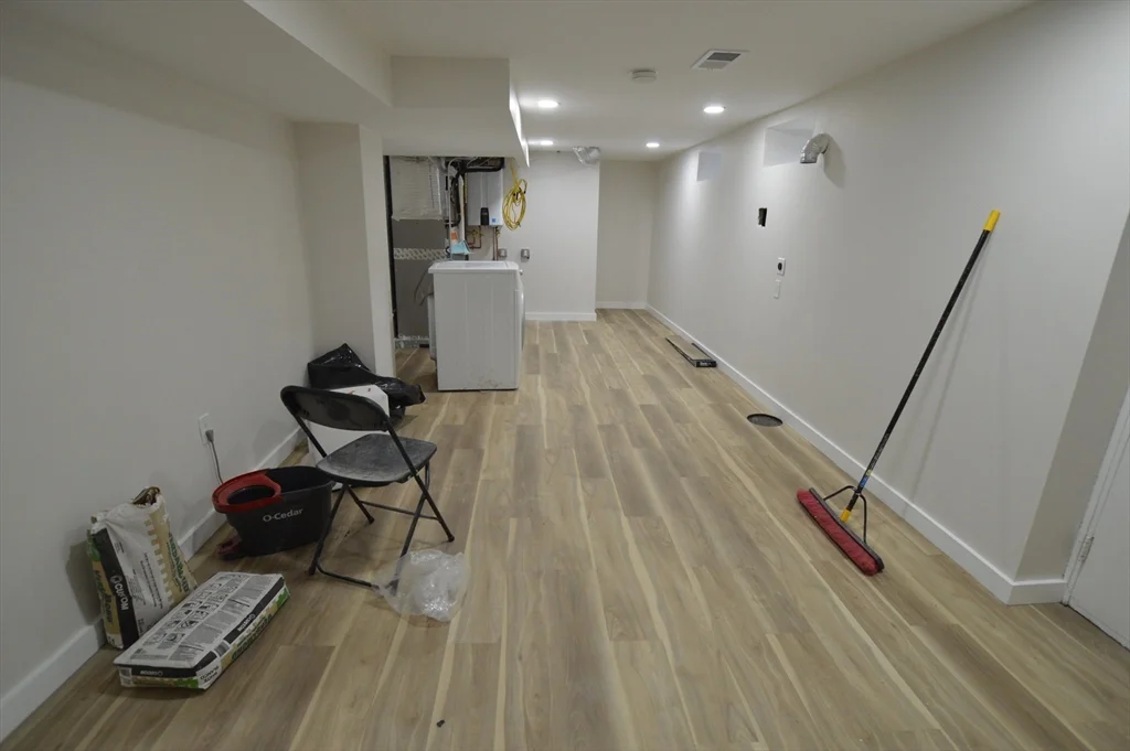 2 bed, 1 bath apartment for rent at 112 Lynde St Unit 1, Melrose — photo 12 of 13