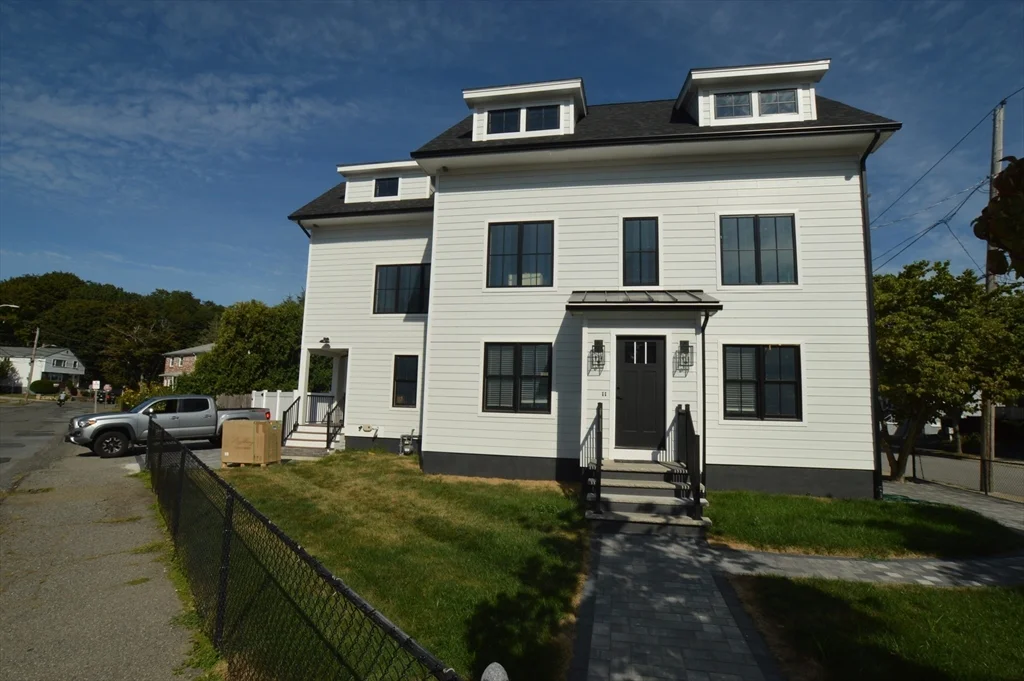 2 bed, 1 bath apartment for rent at 112 Lynde St Unit 1, Melrose — photo 1 of 13