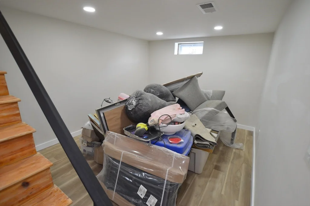 2 bed, 1 bath apartment for rent at 112 Lynde St Unit 1, Melrose — photo 10 of 13