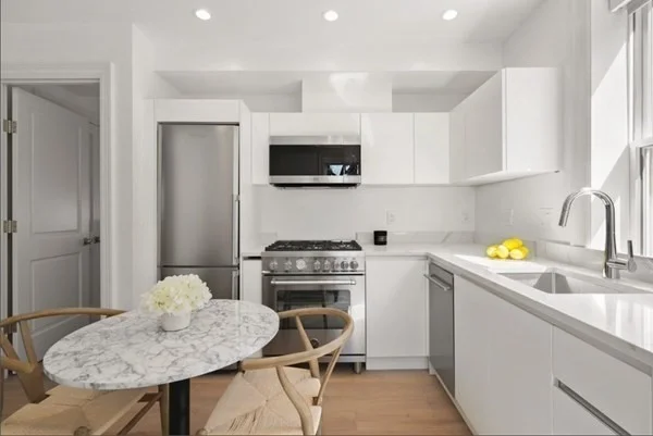 1 bed, 1 bath apartment for rent at 112 Myrtle St Unit 1B, Beacon Hill — photo 2 of 3
