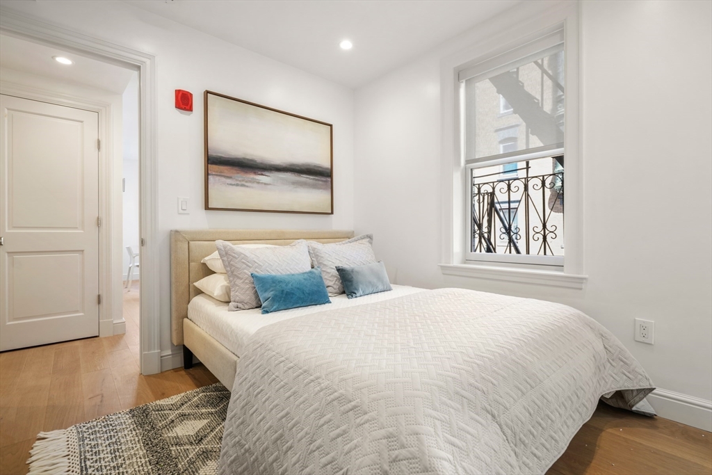2 bed, 2 bath apartment for rent at 112 Myrtle Unit 3A, Beacon Hill — photo 9 of 20