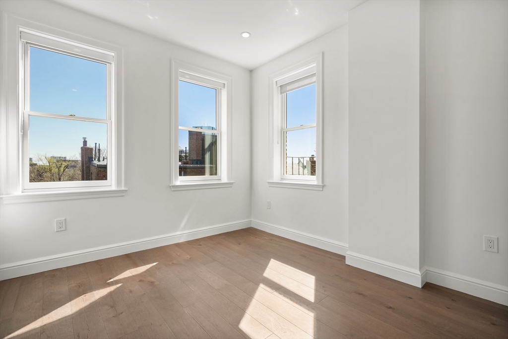 2 bed, 2 bath apartment for rent at 112 Myrtle Unit PH 1, Beacon Hill — photo 19 of 28