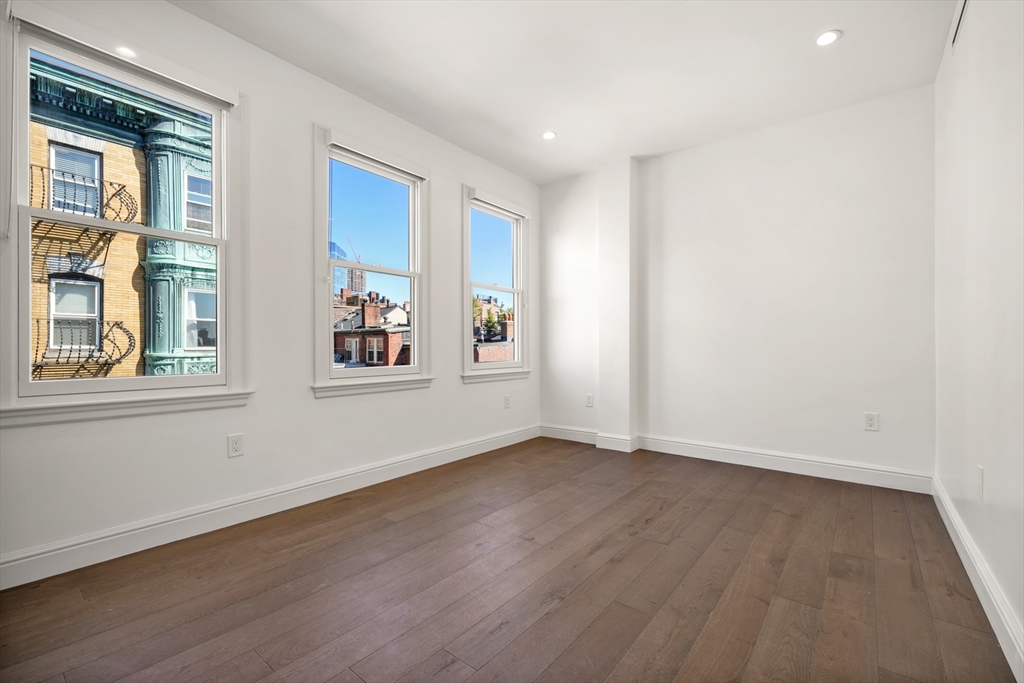 2 bed, 2 bath apartment for rent at 112 Myrtle Unit PH 1, Beacon Hill — photo 17 of 28