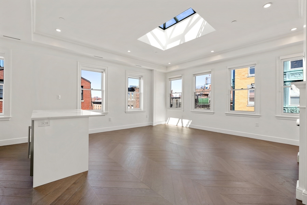 2 bed, 2 bath apartment for rent at 112 Myrtle Unit PH 1, Beacon Hill
