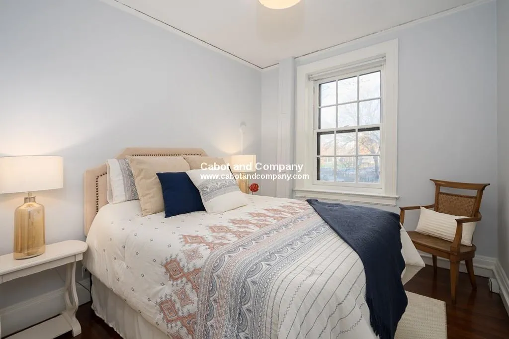 2 bed, 1 bath apartment for rent at 112 Pinckney St Unit 12, Beacon Hill — photo 11 of 17