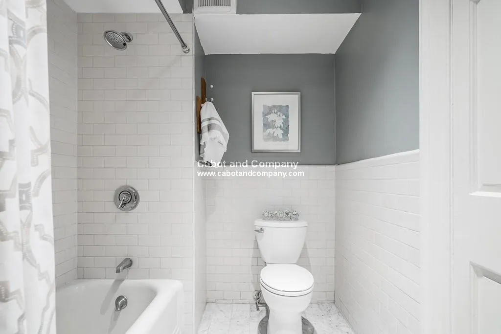 2 bed, 1 bath apartment for rent at 112 Pinckney St Unit 12A, Beacon Hill — photo 14 of 17