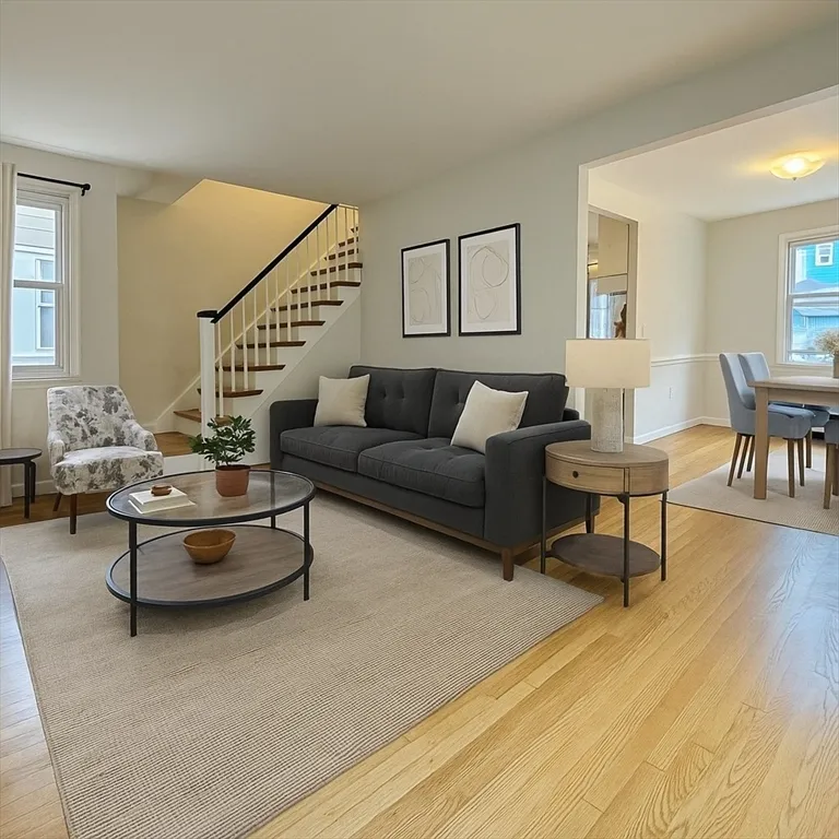 2 bed, 1 bath apartment for rent at 112 Rowe, Auburndale — photo 1 of 7