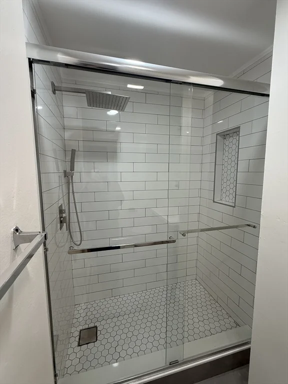 2 bed, 1 bath apartment for rent at 112 Saratoga St Unit 1, North Lawrence — photo 9 of 10