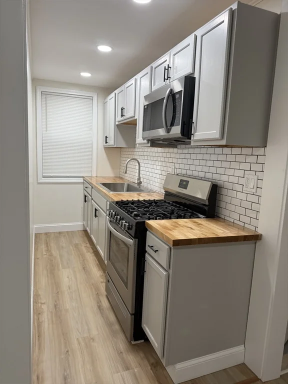 2 bed, 1 bath apartment for rent at 112 Saratoga St Unit 1, North Lawrence — photo 2 of 10