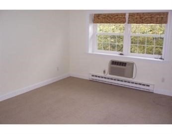 1 bed, 1 bath apartment for rent at 112 Sycamore St Unit 11, Winter Hill — photo 3 of 10