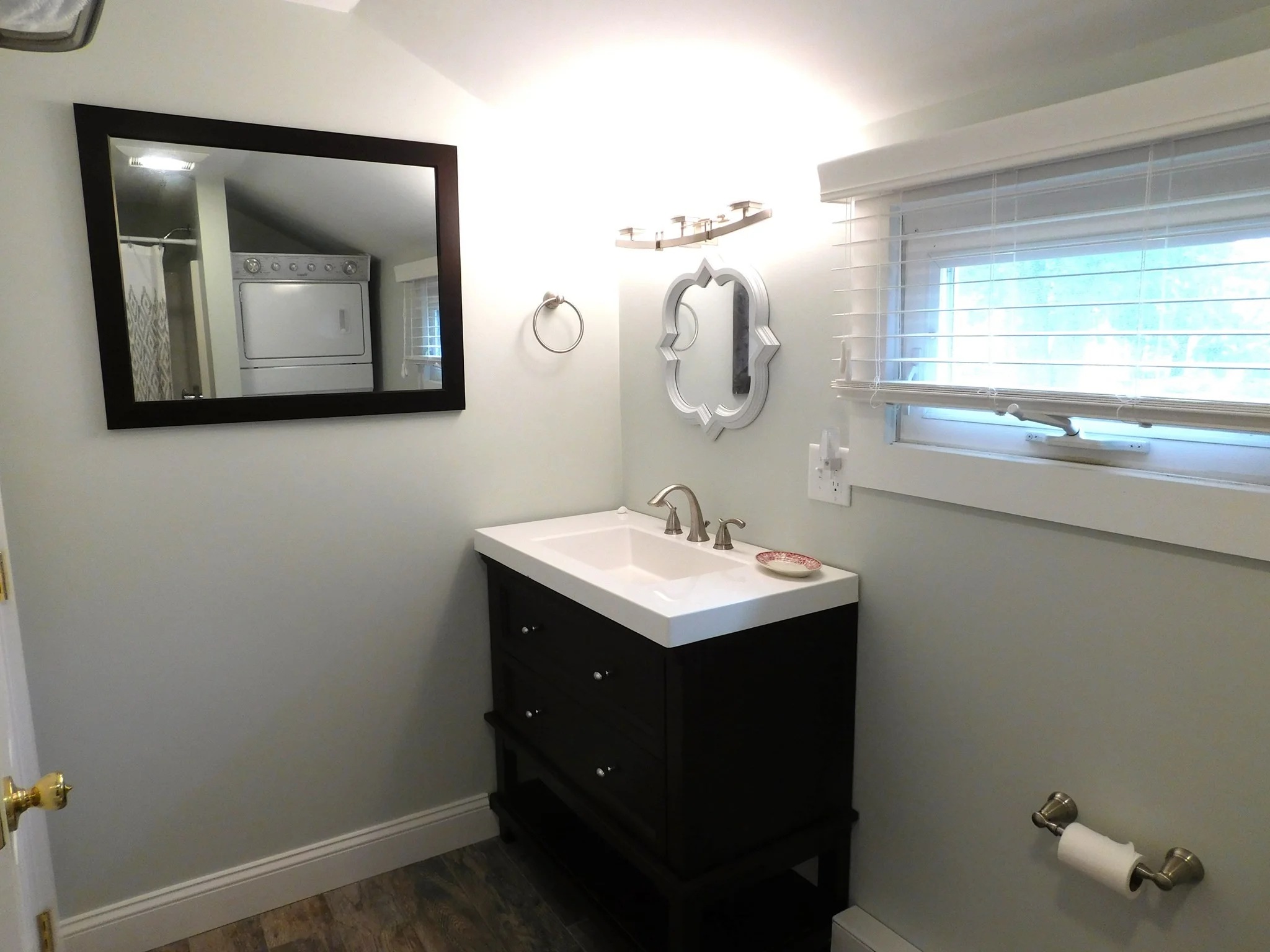1 bed, 1 bath apartment for rent at 112 Thatcher Rd Unit 0, Gloucester — photo 5 of 6