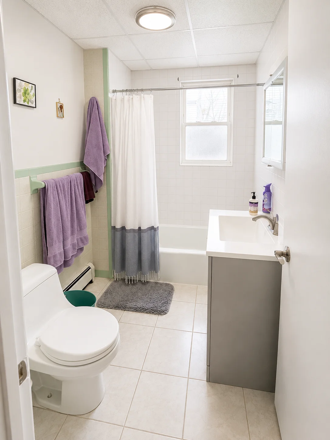 1 bed, 1 bath apartment for rent at 112 Thurston St Unit 2, Winter Hill