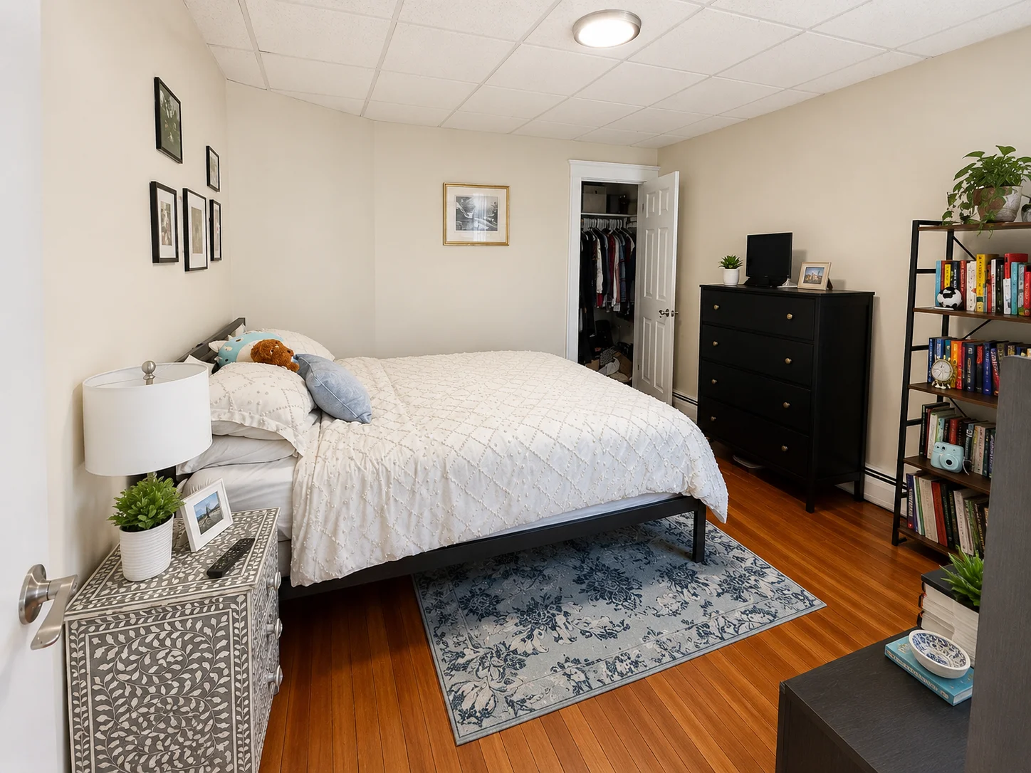 1 bed, 1 bath apartment for rent at 112 Thurston St Unit 2, Winter Hill — photo 4 of 6