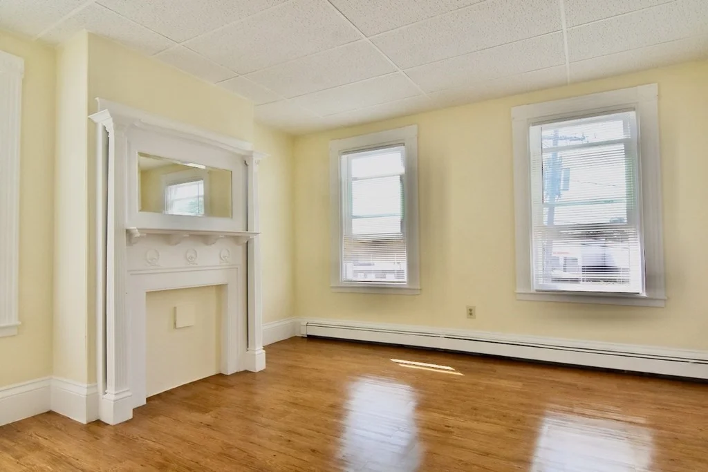 3 bed, 1 bath apartment for rent at 112 Victory Rd Unit 2, Dorchester — photo 2 of 29