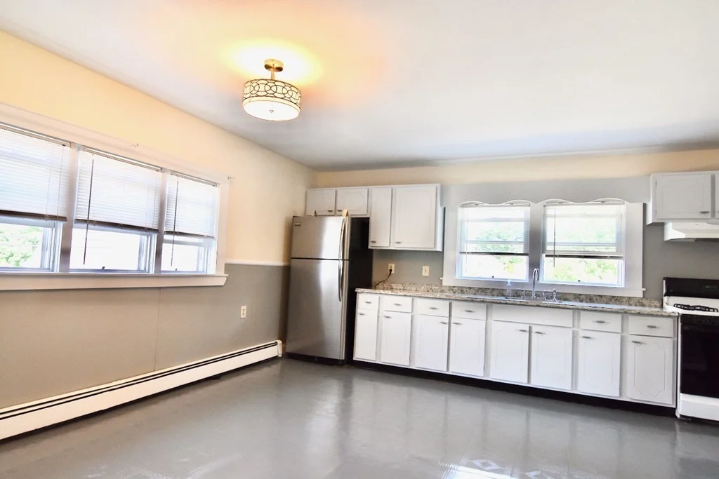 3 bed, 1 bath apartment for rent at 112 Victory Rd Unit 2, Dorchester — photo 15 of 29
