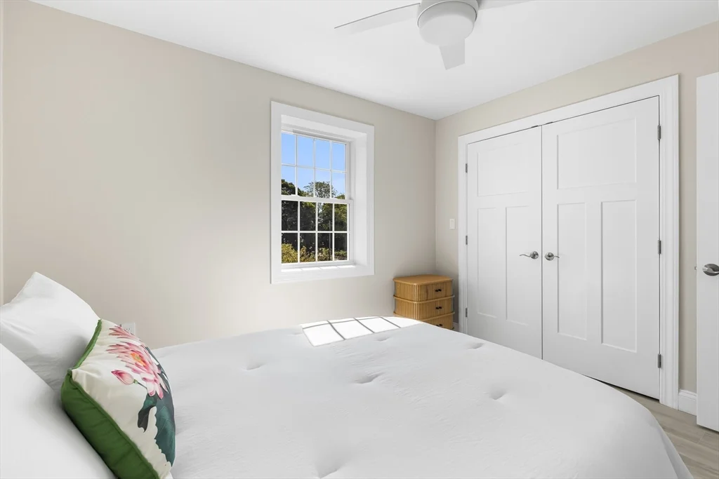 1 bed, 1 bath apartment for rent at 112 West Main Unit 8, Barnstable — photo 9 of 16