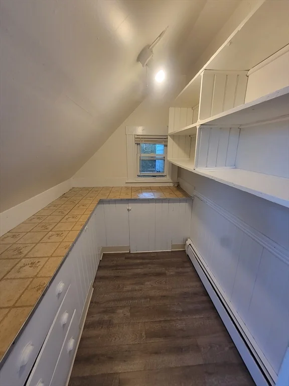 3 bed, 1 bath apartment for rent at 112 West St Unit 3, Worcester — photo 3 of 11