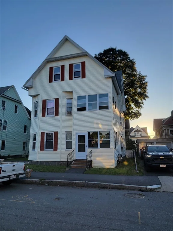 3 bed, 1 bath apartment for rent at 112 West St Unit 3, Worcester — photo 11 of 11