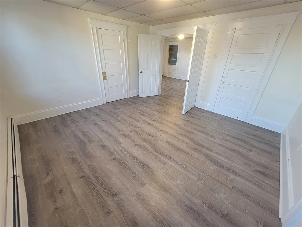 3 bed, 1 bath apartment for rent at 112 West St Unit 3, Worcester — photo 6 of 11