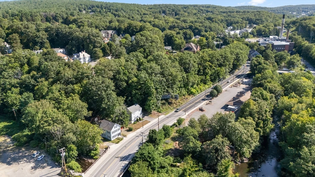 4 bed, 2 bath apartment for rent at 112 Westminster St Unit 2, Fitchburg — photo 37 of 37