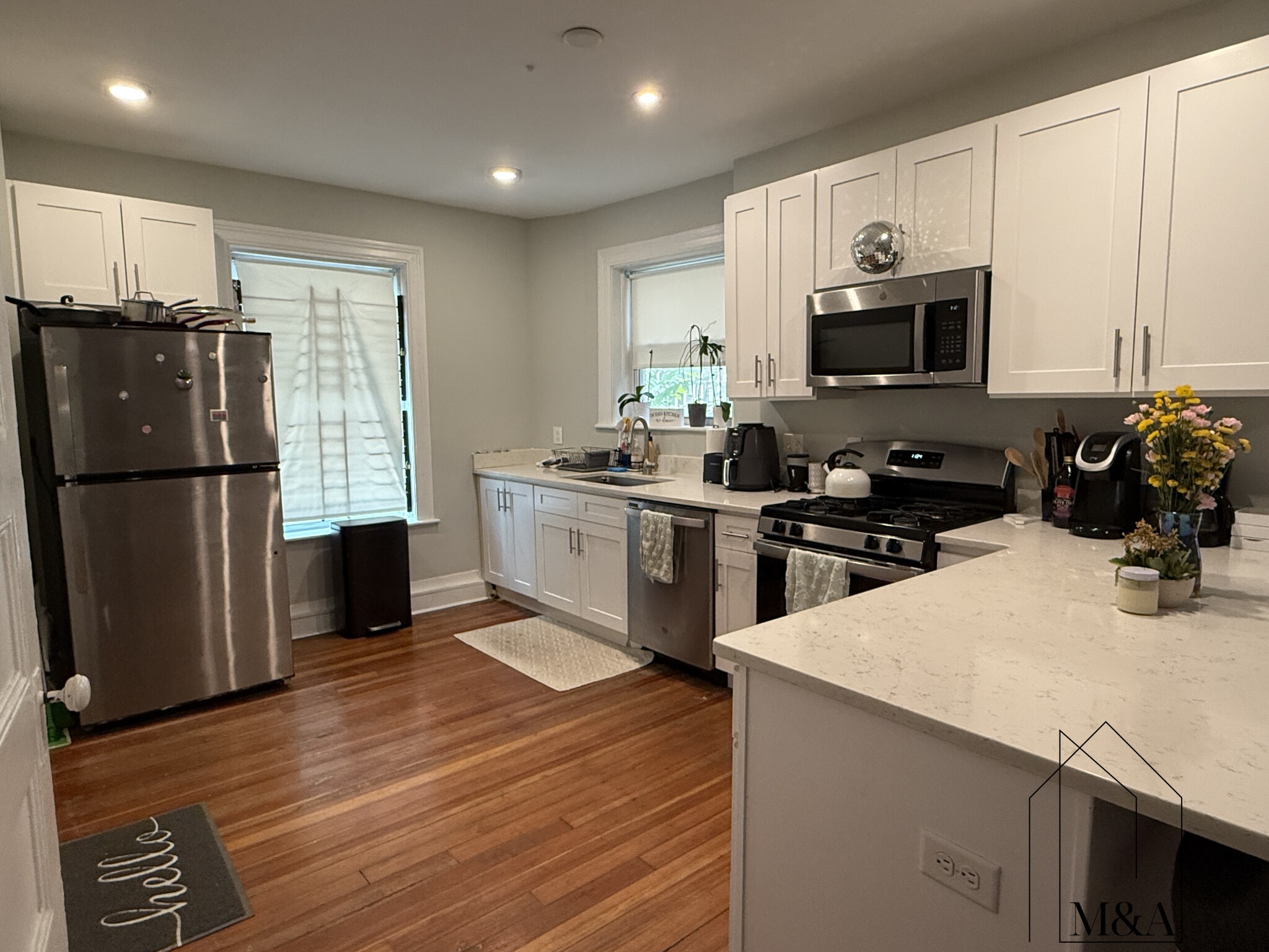 3 bed, 2 bath apartment for rent at 112 Winthrop Rd Unit 2, Aspinwall Hill — photo 1 of 15